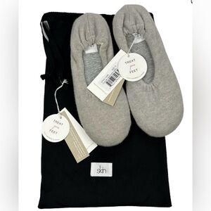 NEW Skin Worldwide Cashmere Ballet Flat Slippers size Small luxury